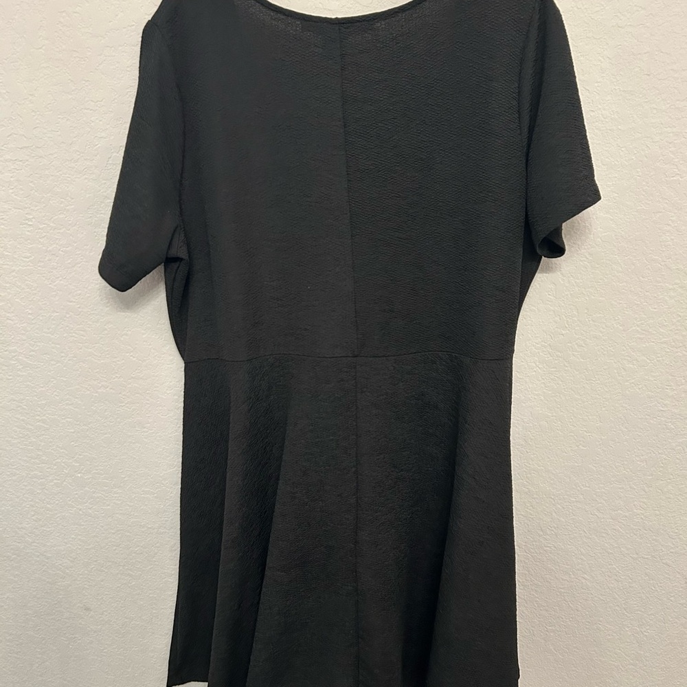 American Rag Black Short Sleeve Top - Picture 8 of 9